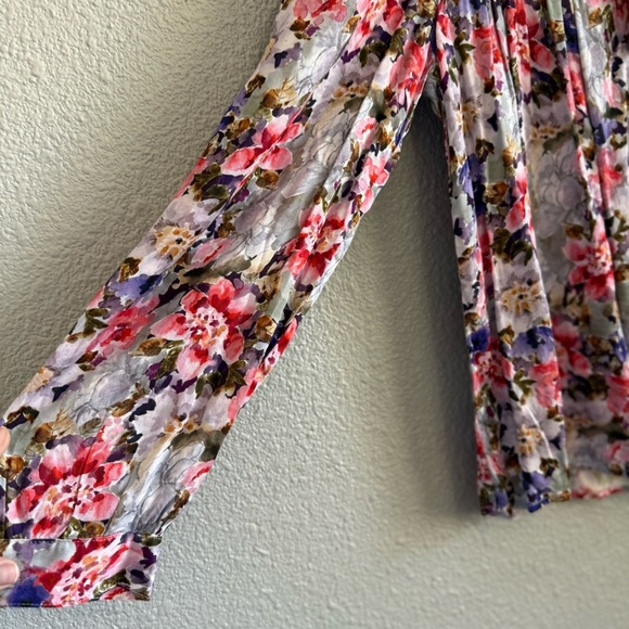 Dear John Kylie Blouse in Glazed Posy Size Small NWT - Picture 4 of 5